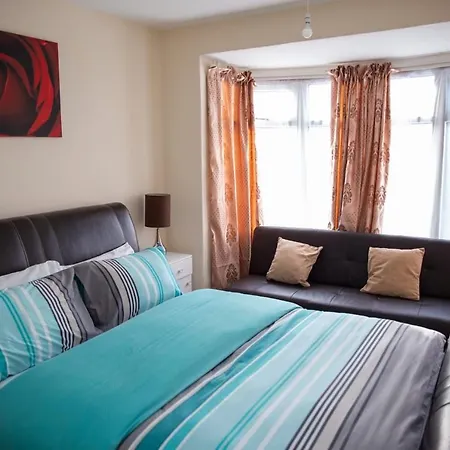 Alphalink House Apartment *