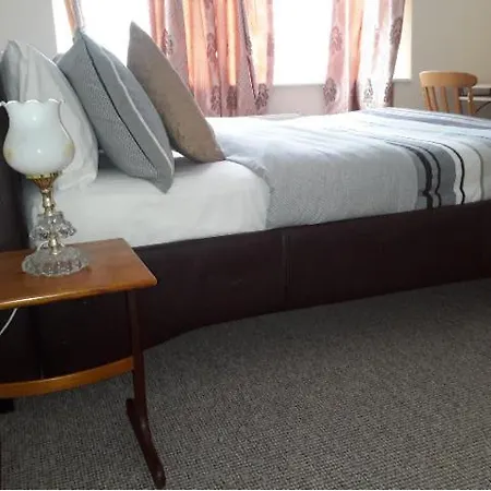 Apartment Alphalink House *