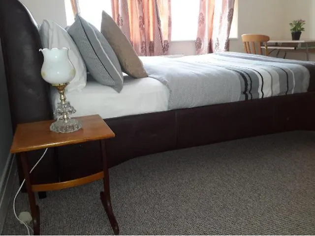 Apartment Alphalink House *